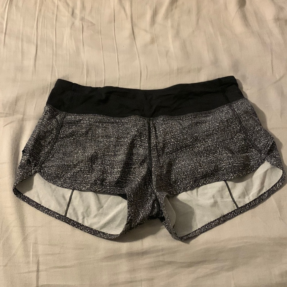Lululemon speed up shorts size 6